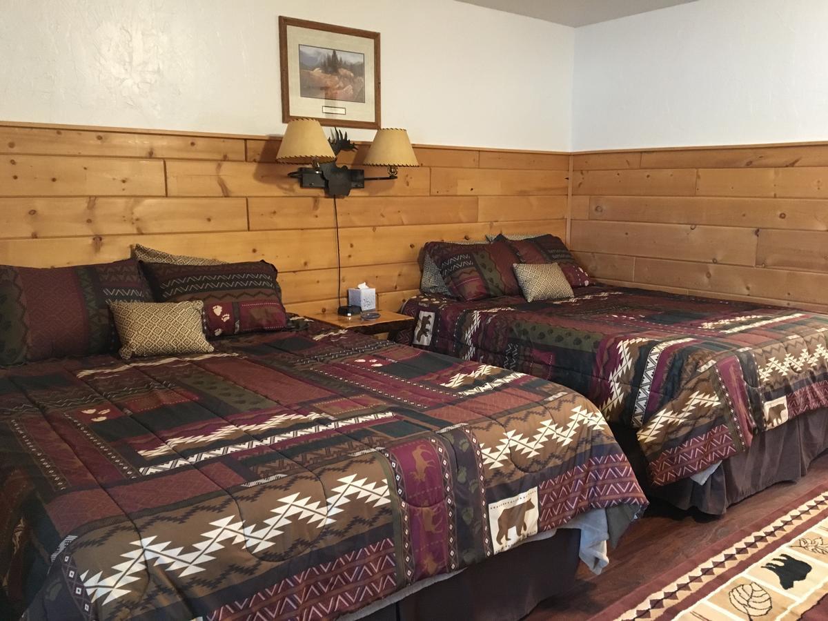 Chinook Winds Motel Dubois Exteriér fotografie