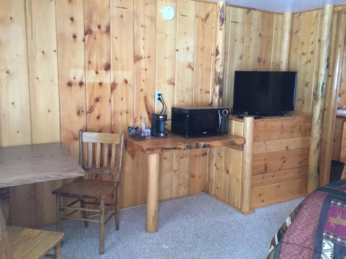 Chinook Winds Motel Dubois Exteriér fotografie